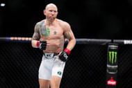 UFC 296: Emmett v Mitchell